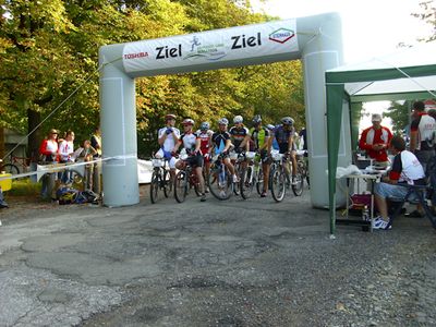 Start / Ziel 1. Adler MTB Cup 2009 Start / Ziel 1. Adler MTB Cup 2009